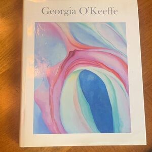 Georgia O'Keeffe Art Book with Multicolor Cover